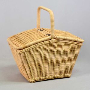 (RCBA 19048) Picnic Basket